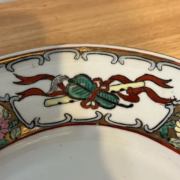 Vintage Chinese Famille Rose Porcelain Oval Dish